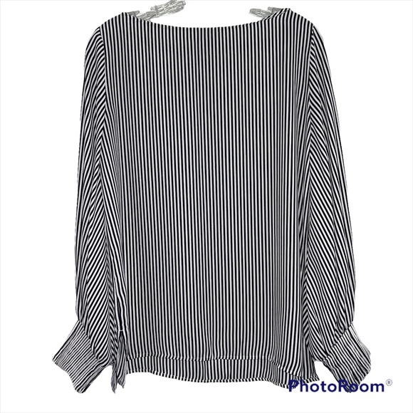 Ann Taylor Factory Size Small long sleeve black and white striped top - Picture 10 of 10